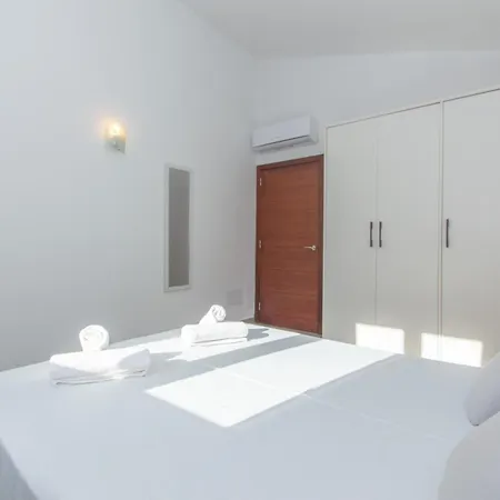 Macarella By Sonne Cala Galdana (Menorca)